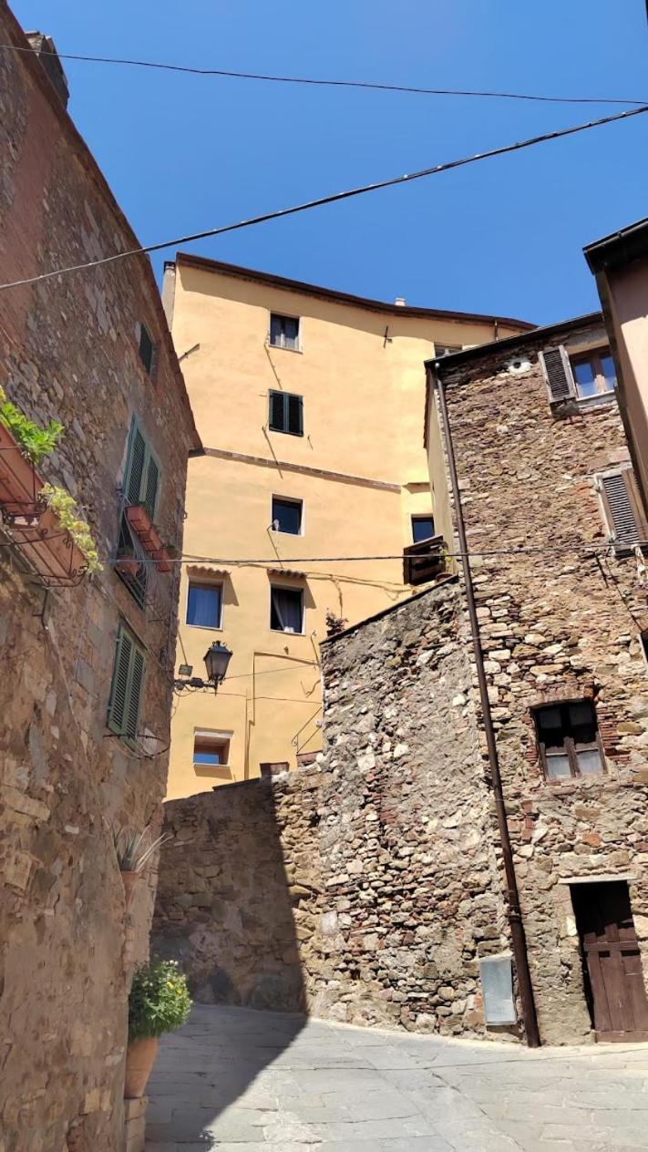 Casina Toscana, Cozy Studio In The Heart Of Campiglia Marittima With Free Wi-Fi Eksteriør billede